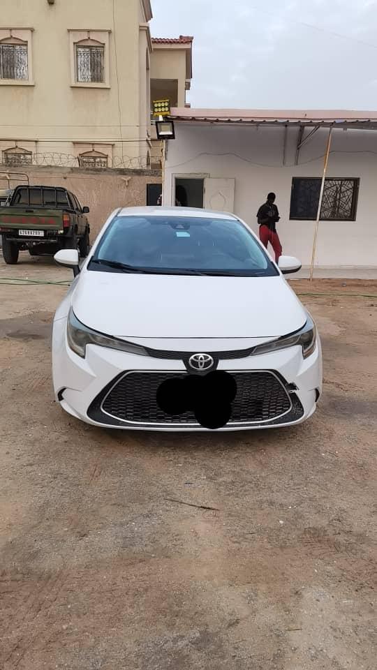 كورولا LE للبيع