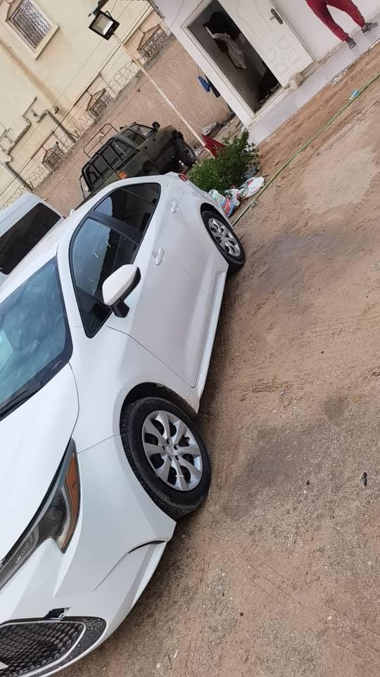 كورولا LE للبيع - صورة 2